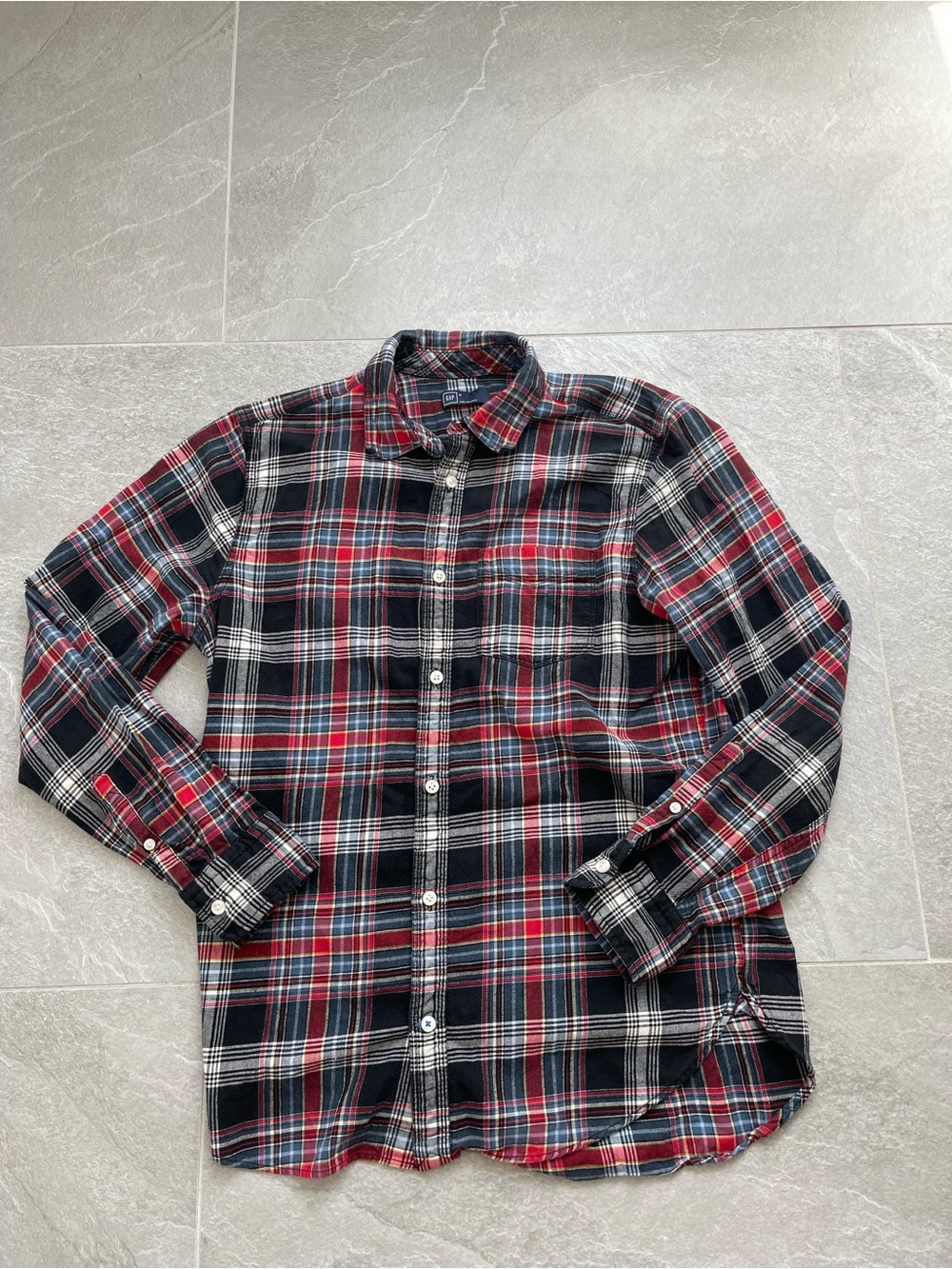 Gap Men's Plaid Button-Up Shirt - Red & Black
